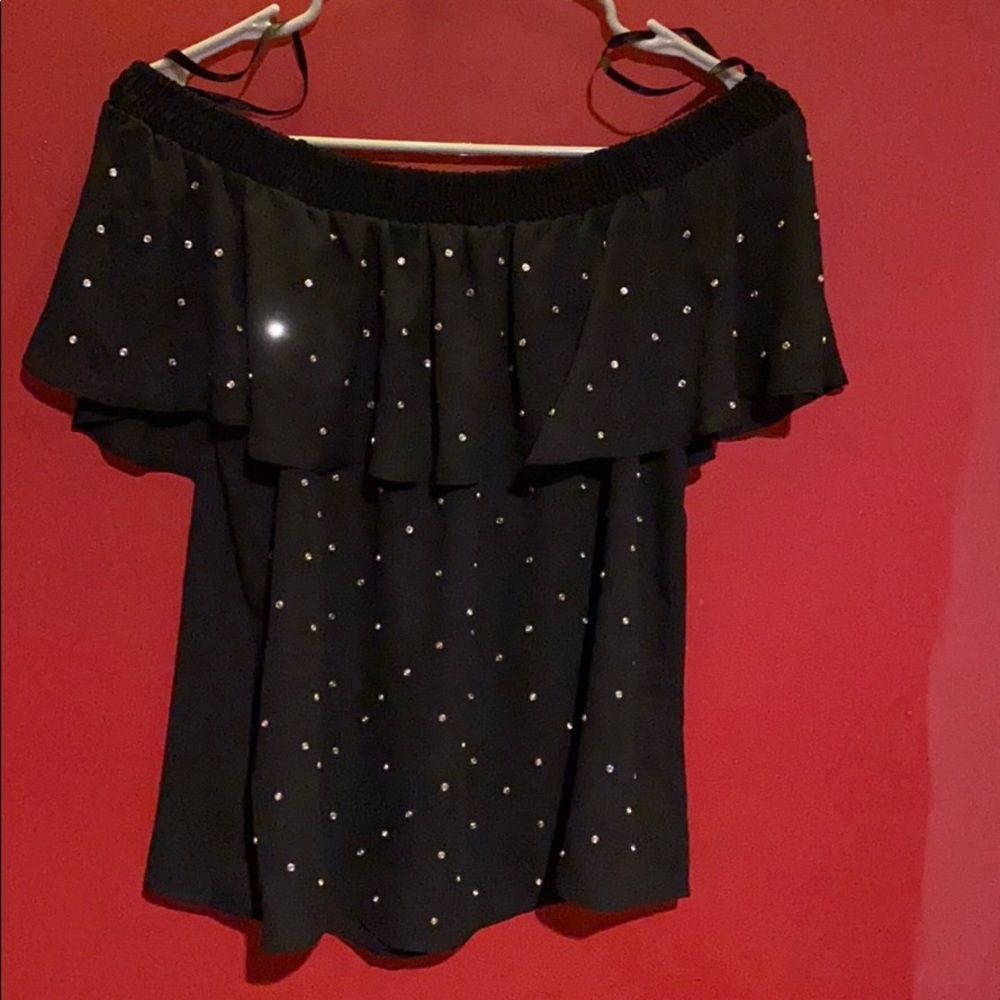 Off the shoulders rhinestoned tank top